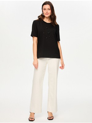 Faik Sönmez Önü Taş ve Yıldız Aksesuarlı Yuvarlak Yaka Kısa Kol T-Shırt S26TSH064