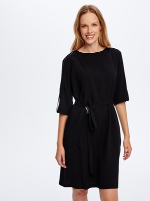 Faik Sönmez Arkası Örme Önü Liyoselli Beli Kemerli Kısa Kol Torba Elbise W26ELB011