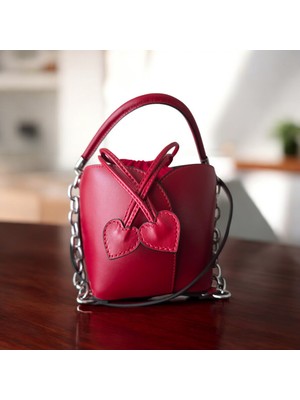 Valentina Victoria Çiçek Şeklinde Büzgüllü Günlük ve Abiye Gençkızçanta