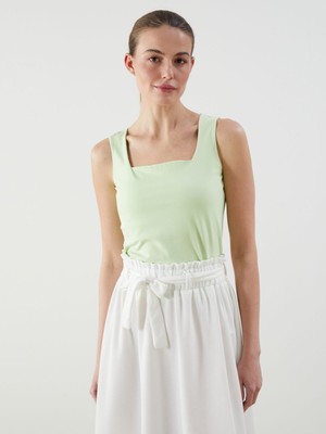 Lc Waikiki Yeni Sezon Kare Yaka Kadın Atlet