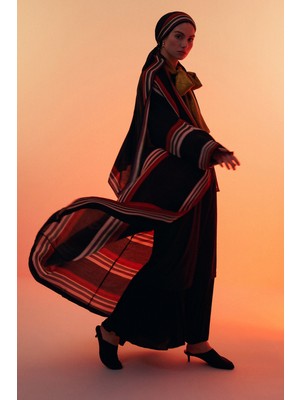 Carell Mina Incira Viskon Abaya Siyah