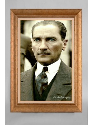 Giyense Özel Seri Altın Paspartulu Çerçeveli Atatürk Tablo T213