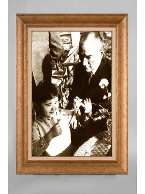 Giyense Özel Seri Altın Paspartulu Çerçeveli Atatürk Tablo T511