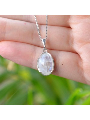 PremiumPort Şık Ay Taşı Gümüş Kolye, Zarif Takı Tasarımı, Parlak ve Dayanıklı