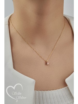 PremiumPort Turuncu Taşlı 925 Ayar Gümüş Şık Kolye, Zarif Tasarım ve Şıklık