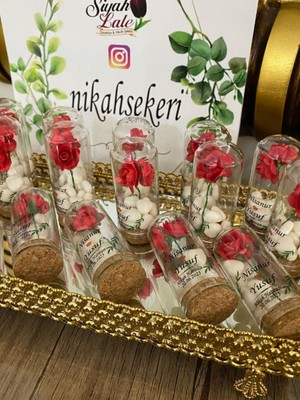 Siyah Lale Nikah Şekeri Cam Fanus 25 Adet Nikah Şekeri Kırmızı Güllü Kağıt Çiçek ve Kalp Şekerli