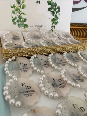 Siyah Lale Incili Epoksi Magnet Paketli Nikah, Söz, Nişan Hediyelik - 25 Adet