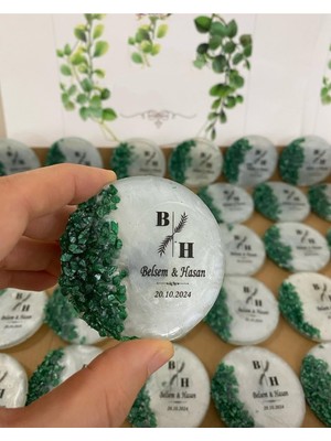 Siyah Lale Nikah Şekeri Epoksi Magnet Taşlı Paketli Nikah, Söz, Nişan Hediyelik - 25 Adet