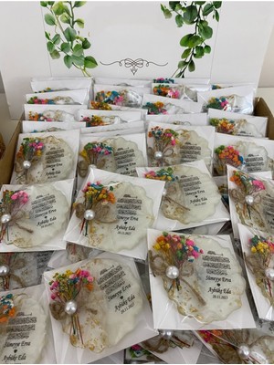 Siyah Lale Nikah Şekeri Çiçekli Epoksi Magnet Paketli Nikah, Söz, Nişan Hediyelik - 25 Adet