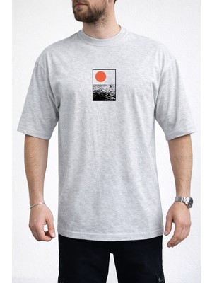 Caddekombin Erkek Yükselen Güneş ve Deniz Dalgalı Gri T-Shirt