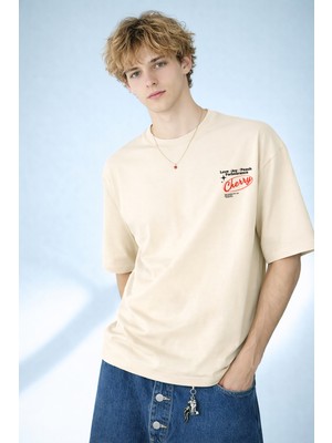 Caddekombin Erkek Cherry Tipografi Baskılı Bisiklet Yaka Bej T-Shirt