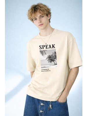 Caddekombin Erkek Speak Summer National Baskılı Palmiye Desenli Bisiklet Yaka Bej T-Shirt