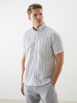 Lc Waikiki Yeni Sezon Regular Fit Kısa Kollu Çizgili Poplin Erkek Gömlek
