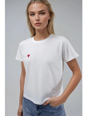 Hiccup Kadın Nakışlı Bisiklet Yaka Kısa Kollu %100 Pamuk T-Shirt Beyaz