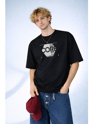 Caddekombin Erkek Core Lab Baskılı Altıgen Grafik Tasarım Bisiklet Yaka Siyah T-Shirt