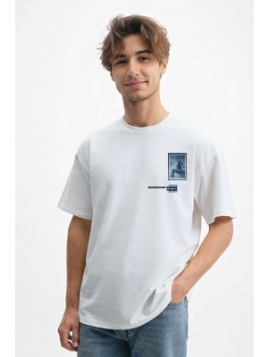 Caddekombin Erkek Özel Tasarım 100 Yüz Pamuk Bisiklet Yaka Beyaz T-Shirt