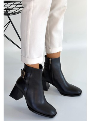 Mareandpanda Kanda Siyah Cilt Topuklu Bot