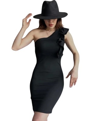 Poyraz Market Volanlı Gece Elbisesi - Si̇yah