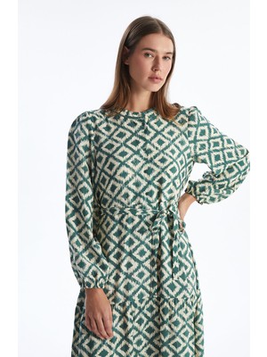 Lc Waikiki Yeni Sezon Hakim Yaka Desenli Elbise