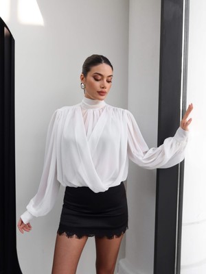 Esra Helvacı Yaka Bağlamalı Şifon Bluz