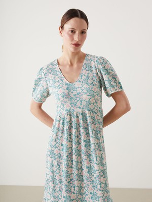 Lc Waikiki Yeni Sezon V Yaka Çiçekli Elbise