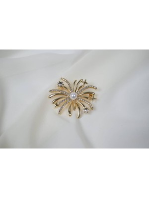 Atelier Tuğba BRŞ013 Inci Detaylı Yıldız Form Zirkon Taşlı Broş