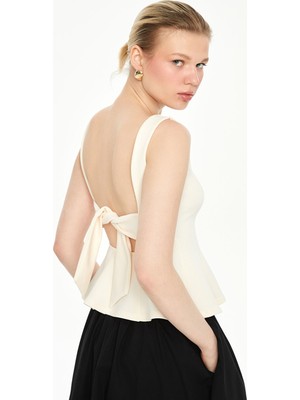 Lc Waikiki Yeni Sezon Kayık Yaka Peplum Bluz