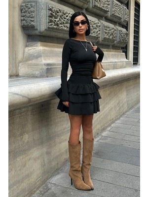 Les Séduisantes C.A. Dalgıç Kumaş Eteği Katlı Vücudu Saran Volanlı Mini Elbise