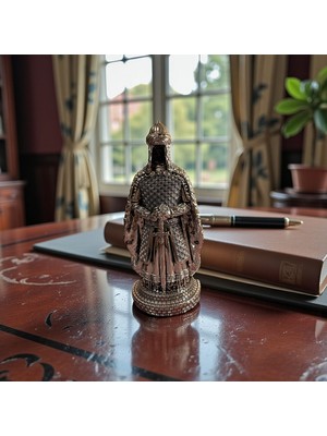 Sleep Nova Osmanlı Zırhlı Asker Dekoratif Biblo – Metal Görünümlü Masa Üstü, Ofis & Kitaplık Heykeli