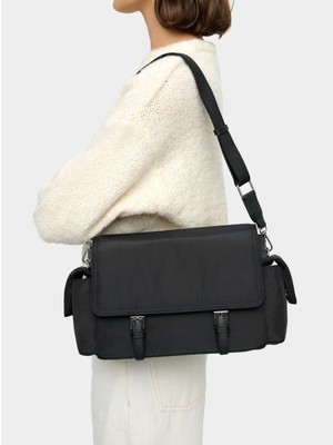 Parfois Kapaklı Teknik Kumaş Çapraz Askılı Çanta