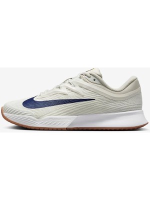 Nike Vapor Pro 3 Sert Kort Kadın Tenis Ayakkabısı (Dar Kalıp) FZ2158-100