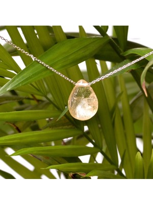 PremiumPort Parlak Sitrin Taşı Gümüş Zincirli Kolye, Şık ve Doğal Enerji Dolu Aksesuar