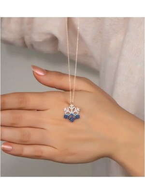 PremiumPort Mavi Taşlı Roz Kaplama 925 Ayar Gümüş Kolye, Zarif Takı Hediye