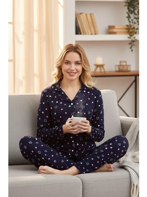 Rukod Şık Desenli Lacivert Yıldızlı Gömlek Yaka Kadın Pijama Takımı – Milan Kumaş
