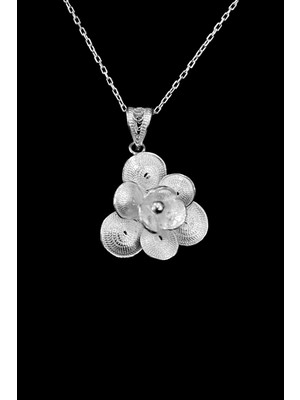 PremiumPort El Işçiliği Çok Yapraklı Gümüş Telkari Kolye, Zarif ve Şık Tasarım