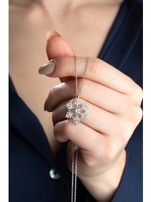 PremiumPort 925 Ayar Gümüş Tektaşlı Kartanesi Kolye, Zarif ve Şık Takı Seçeneği