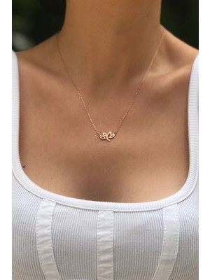 PremiumPort 925 Ayar Gümüş Lotus Çiçeği Kolye, Zarif ve Şık Takı Seçeneği