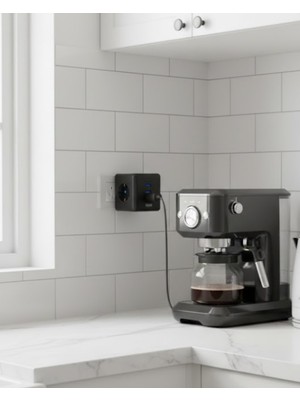 Teknodayım Akım ve Voltaj Korumalı Küp Priz 3 USB Destekli