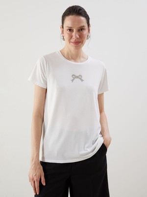 Lc Waikiki Yeni Sezon Bisiklet Yaka Kurdele Nakışlı Kadın Tişört