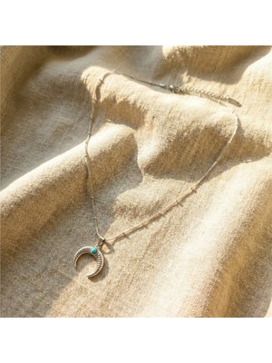 Turkuaz Taşlı Burgu Yarım Ay Çelik Kolye - Gümüş Rengi Kaplama, 41+5 cm / 1 mm