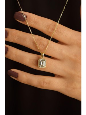 PremiumPort Parlak Zirkon Taşlı Gold Tektaş Baget Gümüş Kolye, Şıklığınız Tamamlayan Aksesuar