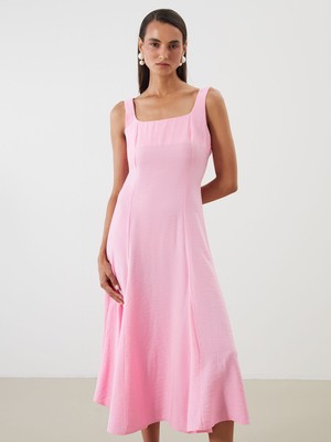 Lc Waikiki Yeni Sezon U Yaka Pile Detaylı Belden Oturtmalı Elbise