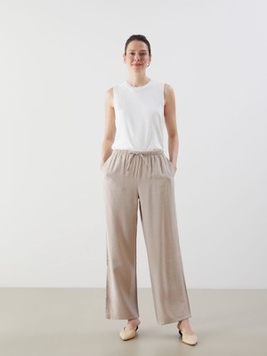 Lc Waikiki Yeni Sezon Beli Lastikli Geniş Paça Kadın Pantolon