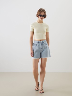 Lc Waikiki Yeni Sezon Mom Fit Kadın Jean Şort