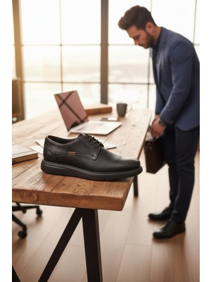Enoch Erkek Siyah Hakiki Deri Klasik Ayakkabı Mikro Perfore Saya ve Yeni Nesil Esnek Tabanlı Bağcıklı Model
