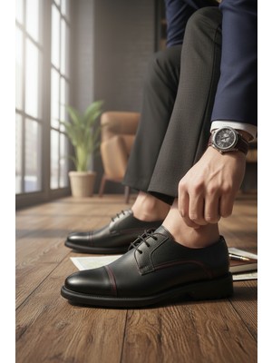 Enoch Erkek Siyah Hakiki Deri Klasik Ayakkabı Bordo Şerit Detaylı ve Cap Toe Burunlu Bağcıklı Model