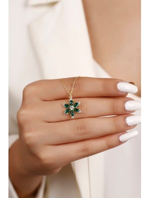 PremiumPort 925 Ayar Gümüş Kamelya Çiçek Kadın Kolye, Anlamlı Doğum Günü Hediyesi