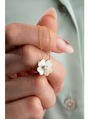 PremiumPort 925 Ayar Gümüş Beyaz Mineli Yonca Tektaş Kolye