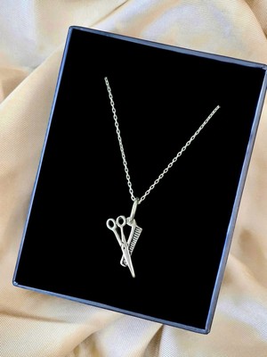 PremiumPort Parlak Tasarım 925 Ayar Gümüş Kolye, Kuaför Makas ve Tarak Teması