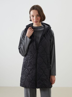 Lc Waikiki Yeni Sezon Kapüşonlu Kapitone Kadın Şişme Yelek